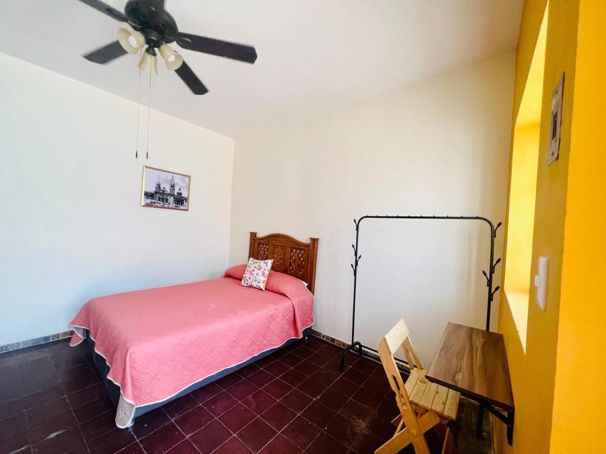 Casa Alcalde Alojamiento Centro غوادالاجارا المظهر الخارجي الصورة
